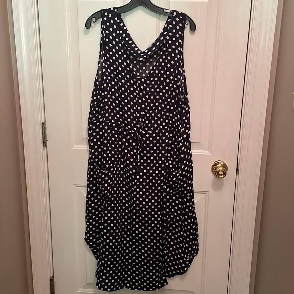 Women’s sleeveless dress
